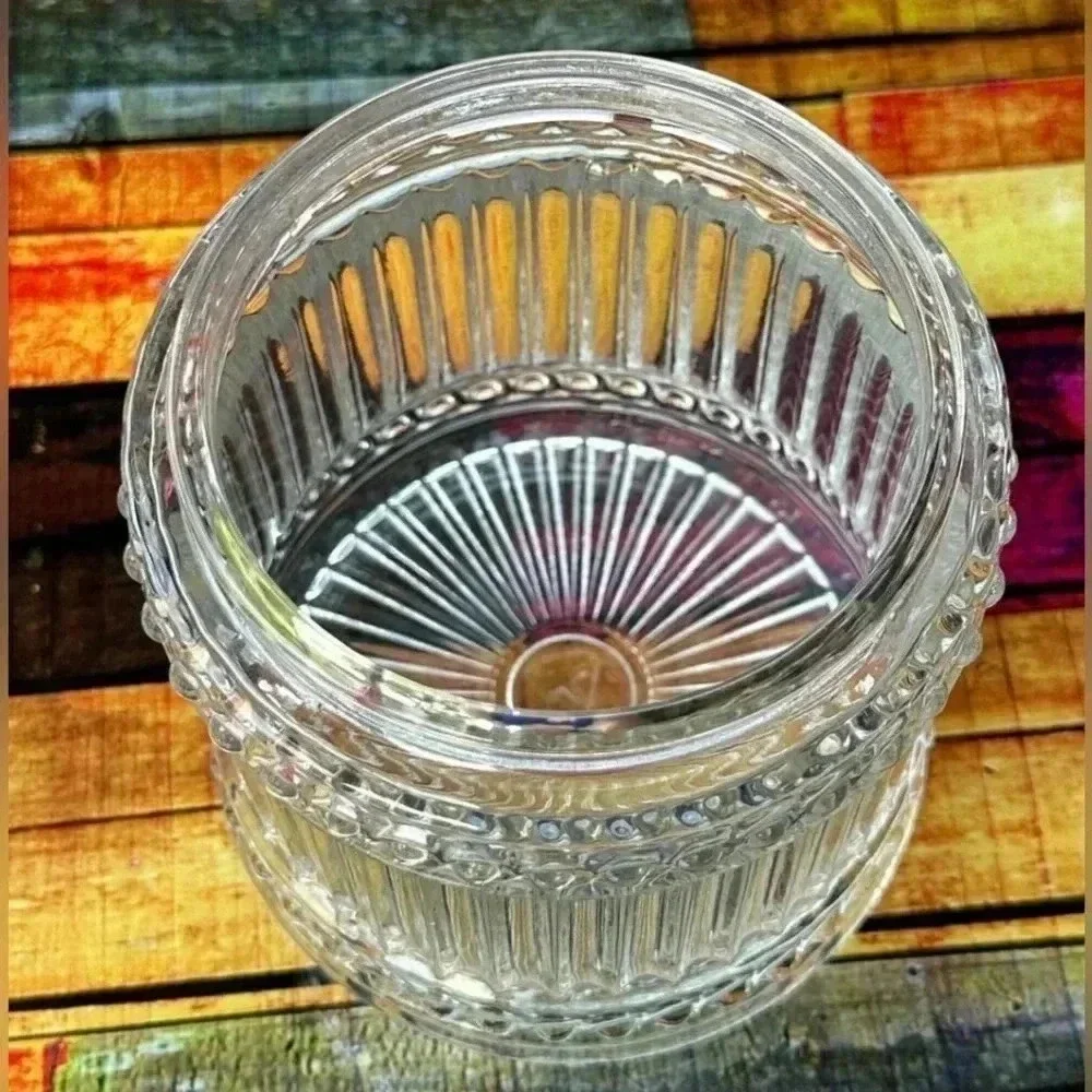 Amway American Vintage Glass Reproduction Of Circa 1850 Glass Jar Apothecary